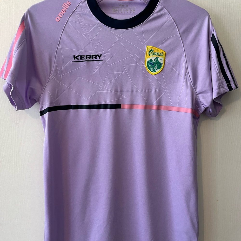 Girls Donegal GAA Dolmen T-Shirt Purple Irish Gaelic Football Size Small